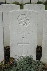 Bailleul Communal Cemetery Extension (Nord) - Strahan, Arthur