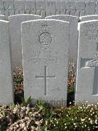 Bailleul Communal Cemetery Extension (Nord) - Strange, C