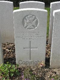 Bailleul Communal Cemetery Extension (Nord) - Stubbs, B C