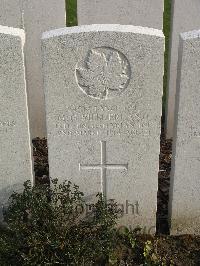 Bailleul Communal Cemetery Extension (Nord) - Sutherland, Murray Campbell
