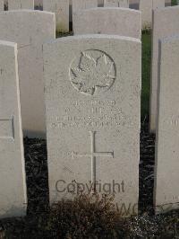 Bailleul Communal Cemetery Extension (Nord) - Sutton, Charles Stanley