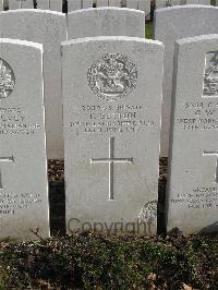 Bailleul Communal Cemetery Extension (Nord) - Sutton, T