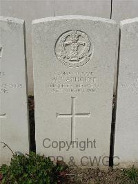 Bailleul Communal Cemetery Extension (Nord) - Taphouse, W