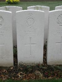 Bailleul Communal Cemetery Extension (Nord) - Thomas, W