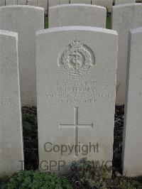 Bailleul Communal Cemetery Extension (Nord) - Thomas, W B