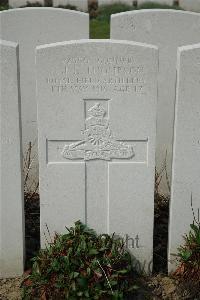 Bailleul Communal Cemetery Extension (Nord) - Thompson, Leonard James Edward