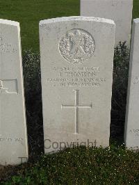 Bailleul Communal Cemetery Extension (Nord) - Thomson, J