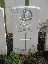 Bailleul Communal Cemetery Extension (Nord) - Thrussell, A S
