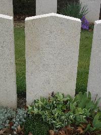 Bailleul Communal Cemetery Extension (Nord) - Thummel, Erhardt