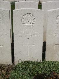 Bailleul Communal Cemetery Extension (Nord) - Tibbenham, Spencer
