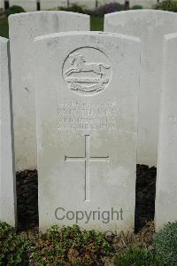 Bailleul Communal Cemetery Extension (Nord) - Tilley, W H
