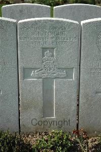 Bailleul Communal Cemetery Extension (Nord) - Tingle, S C