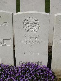 Bailleul Communal Cemetery Extension (Nord) - Tipper, A