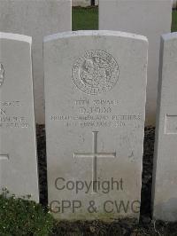 Bailleul Communal Cemetery Extension (Nord) - Todd, D