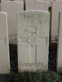 Bailleul Communal Cemetery Extension (Nord) - Todd, J