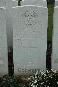 Bailleul Communal Cemetery Extension (Nord) - Tonge, H C