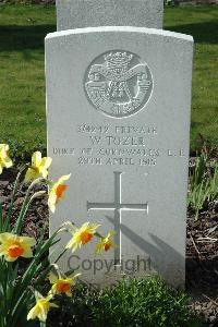 Bailleul Communal Cemetery Extension (Nord) - Tozer, W