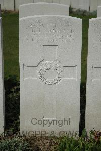 Bailleul Communal Cemetery Extension (Nord) - Trouland, Leo Daniel Timothy