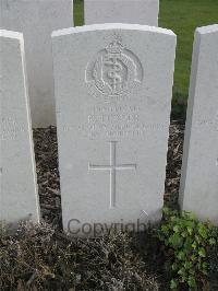 Bailleul Communal Cemetery Extension (Nord) - Turner, R
