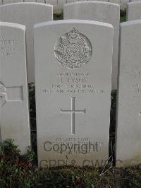 Bailleul Communal Cemetery Extension (Nord) - Tyson, J