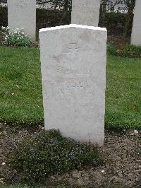 Bailleul Communal Cemetery Extension (Nord) - Vanlint, Raymund