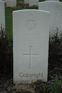 Bailleul Communal Cemetery Extension (Nord) - Vaughan, J M