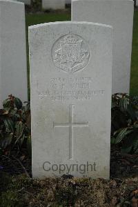 Bailleul Communal Cemetery Extension (Nord) - Viles, G F