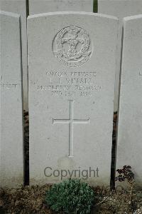 Bailleul Communal Cemetery Extension (Nord) - Vinall, E J