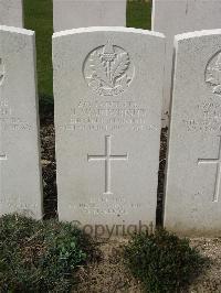 Bailleul Communal Cemetery Extension (Nord) - Wainwright, Harold