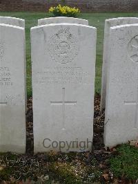 Bailleul Communal Cemetery Extension (Nord) - Waites, Wilson