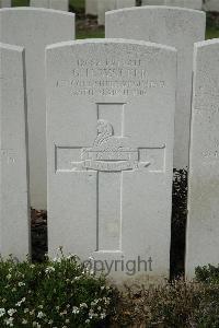 Bailleul Communal Cemetery Extension (Nord) - Walker, G H