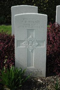 Bailleul Communal Cemetery Extension (Nord) - Walker, Samuel Reid