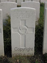Bailleul Communal Cemetery Extension (Nord) - Wallace, William