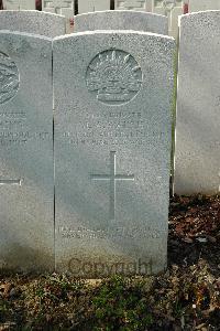 Bailleul Communal Cemetery Extension (Nord) - Walsh, John Alphonso