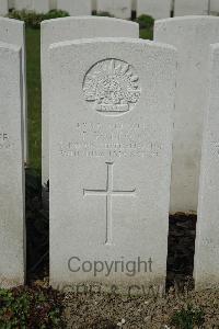 Bailleul Communal Cemetery Extension (Nord) - Walton, Thomas