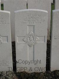 Bailleul Communal Cemetery Extension (Nord) - Ward, J