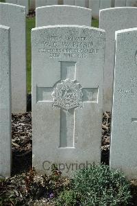 Bailleul Communal Cemetery Extension (Nord) - Warman, W G