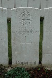Bailleul Communal Cemetery Extension (Nord) - Warwick, J