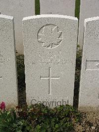 Bailleul Communal Cemetery Extension (Nord) - Watts, Christopher