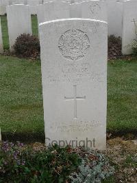 Bailleul Communal Cemetery Extension (Nord) - Webb, Kenneth Jack