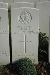 Bailleul Communal Cemetery Extension (Nord) - Weir, J