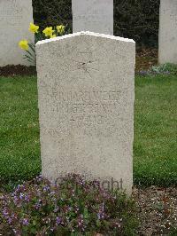 Bailleul Communal Cemetery Extension (Nord) - Weiss, Richard