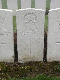Bailleul Communal Cemetery Extension (Nord) - Weller, William Charles