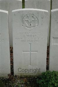 Bailleul Communal Cemetery Extension (Nord) - West, L