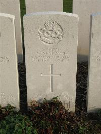 Bailleul Communal Cemetery Extension (Nord) - Westwood, B