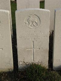 Bailleul Communal Cemetery Extension (Nord) - Whatcott, H