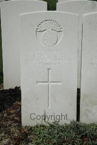 Bailleul Communal Cemetery Extension (Nord) - Whatley, H