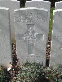 Bailleul Communal Cemetery Extension (Nord) - Wheatley, Raymond