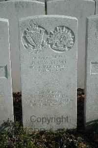 Bailleul Communal Cemetery Extension (Nord) - White, Clarence Wilfred