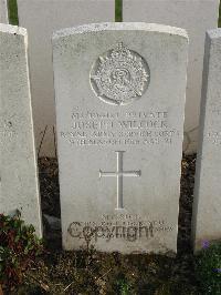 Bailleul Communal Cemetery Extension (Nord) - Wilcock, Joseph